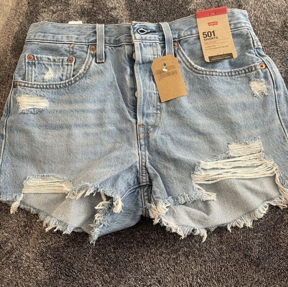 Levi's Pants - Levi 501 shorts